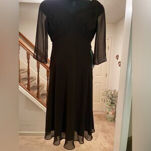 NWT Coldwater Creek V-Neck Dress - Size 12